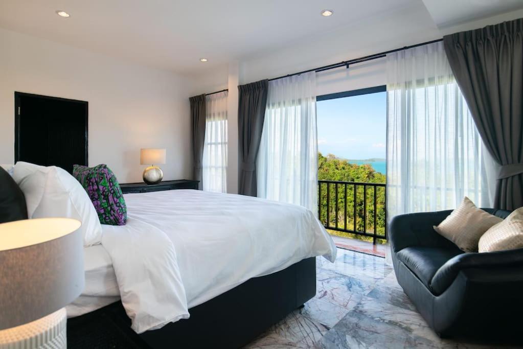 Vila Panoramic 4br Cape Yamu Seaview Pool *